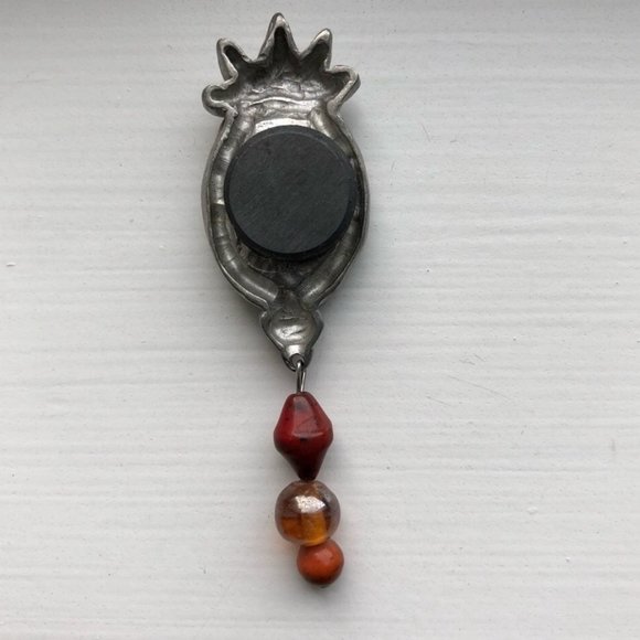 Pewter & Clay Beaded ‘Maiden’ Magnet - Picture 4 of 6